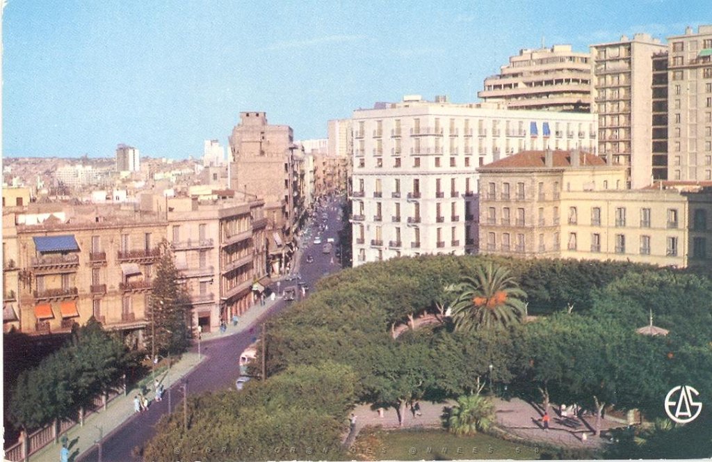 ORAN SQUARE GANDOLPHE.JPG